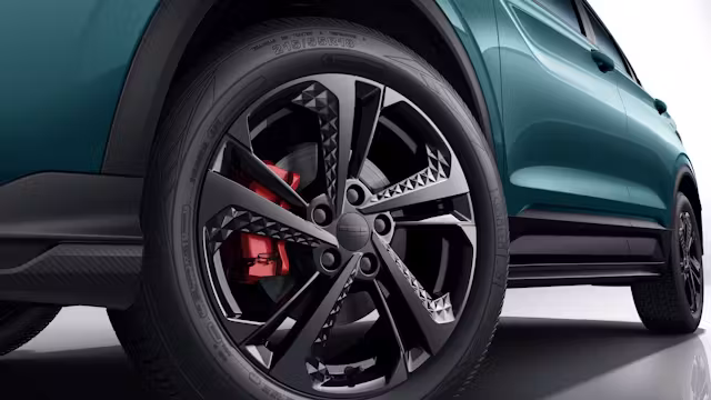 1782974228-coolray-wheel